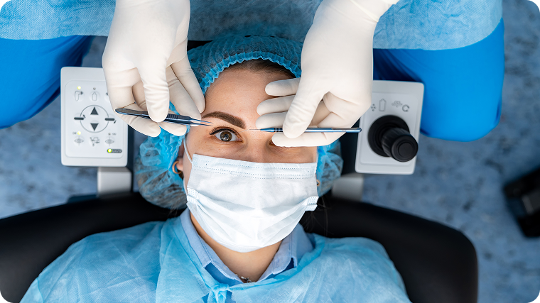 Phacoemulsification: Incision 2.8 mm